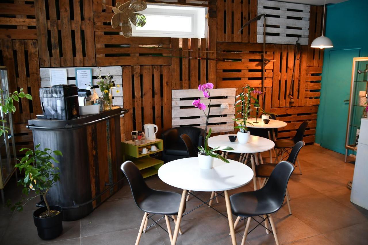 Smile Accomodation Sun Aosta Exterior foto